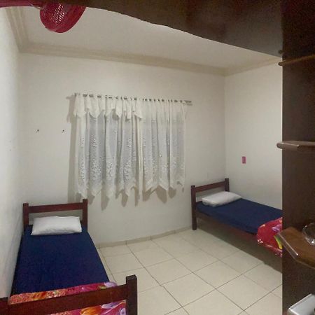 Hostel So Para Mulheres Goiânia Buitenkant foto
